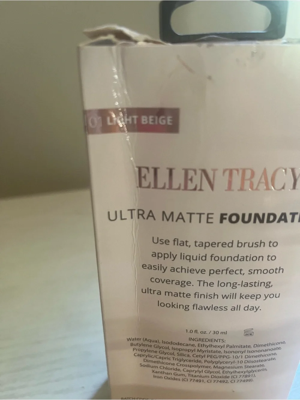 Ellen Tracy matte liquid